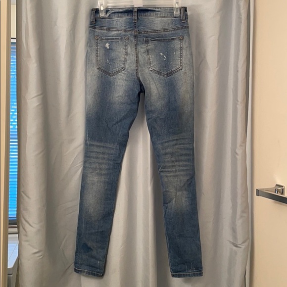 DESIGN LAB HIGH RISE RIPPED JEANS - Picture 5 of 5